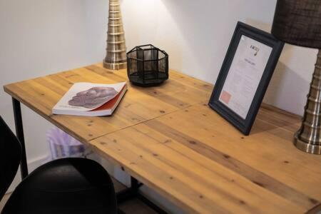 The O'Keeffe-2Nd Floor Boutique Hotel Suite Бентонвилль Экстерьер фото
